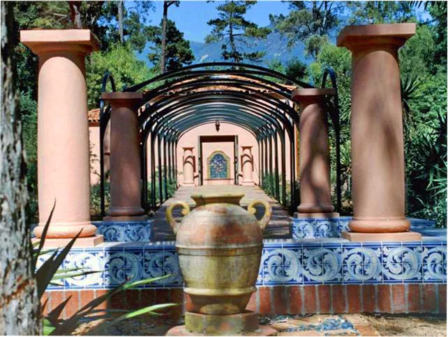 Lotusland3.jpg