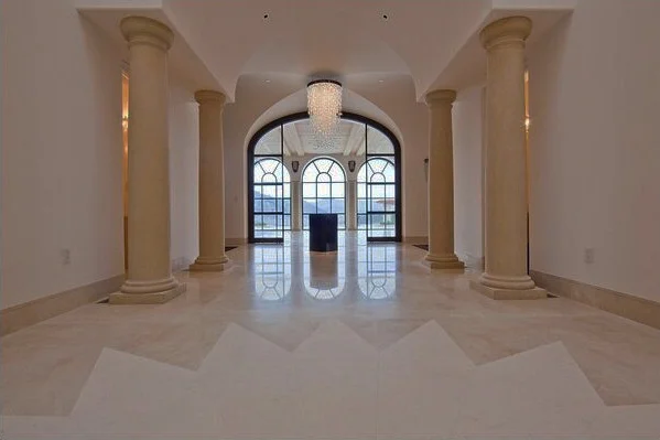ENTRY GALLERY THROUGH TO PORTICO