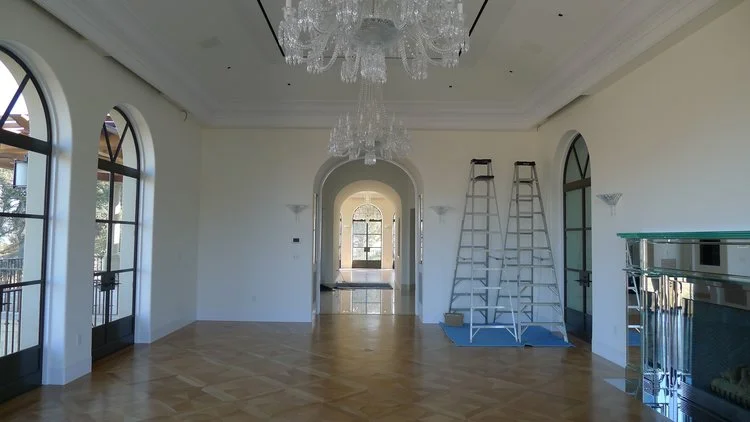 VIEW FROM LIVING ROOM TOWARDS DINING ROOM