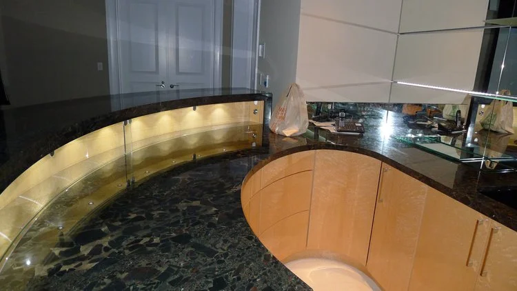 CUSTOM BAR IN THE MEDIA ROOM