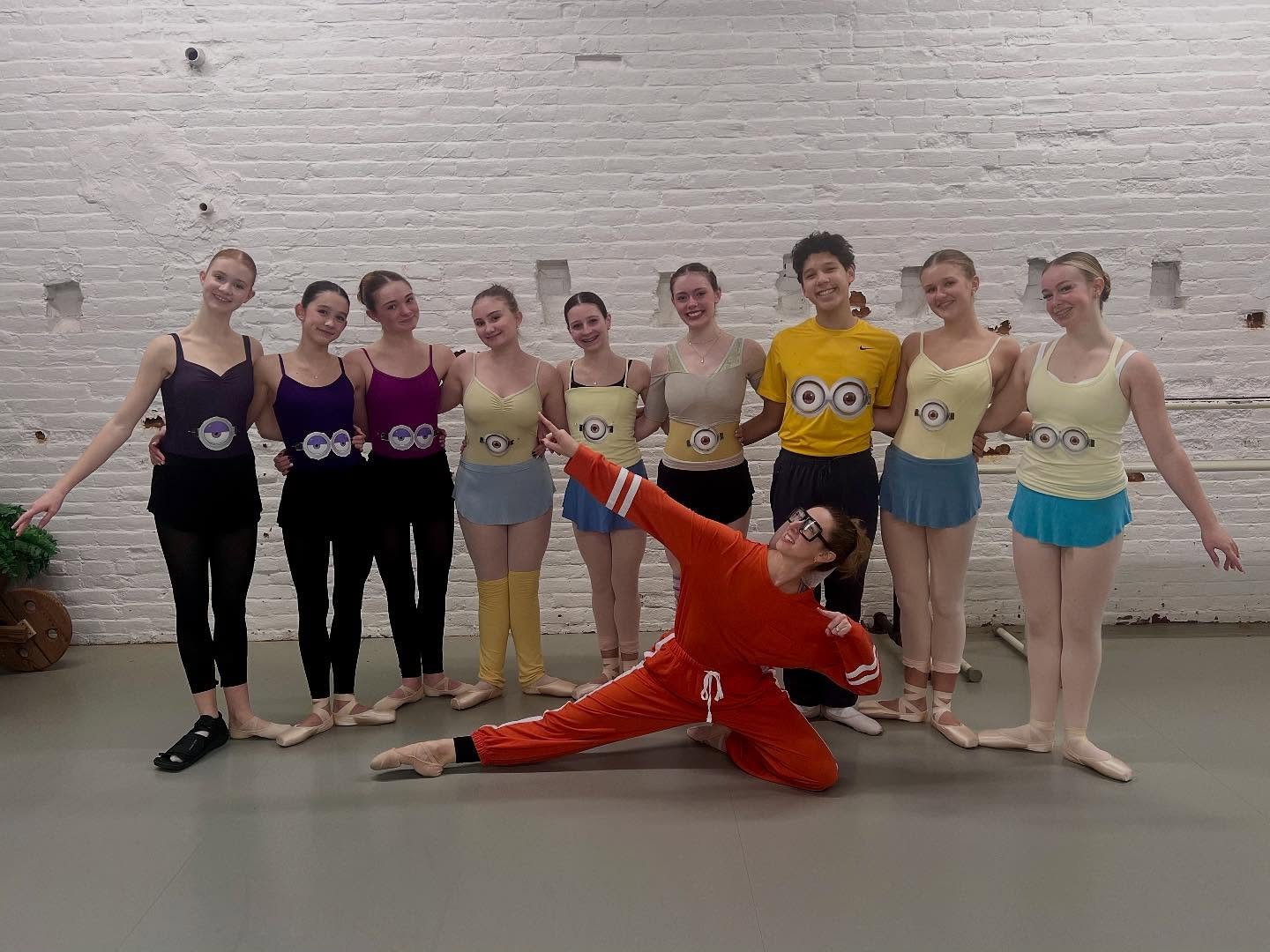 The Halloweek spirit is flooding the studios and we LOVE seeing the collaboration between students and faculty on costumes! 🤩🎃🦇

🕸️Remember - the studio is closed tomorrow for Halloween! ✨Adult morning classes are still happening!✨Enjoy trick or 