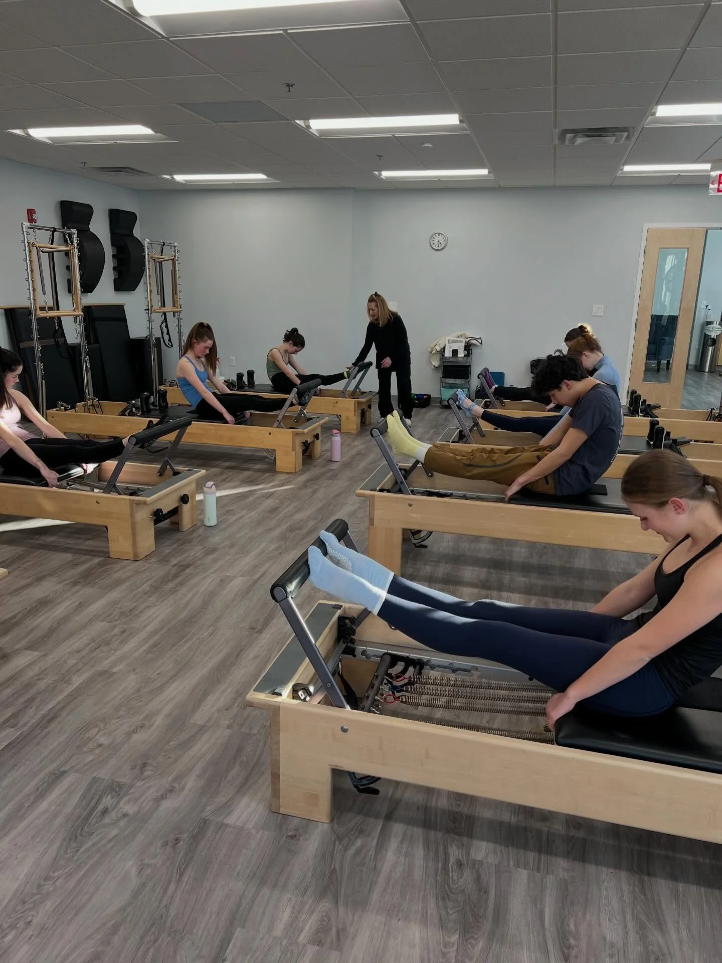 Our Pre-Pro Students are partnering with BodyLines Pilates in Harvard for a 4-week Reformer Intensive!💪

🩰Our Pre-Professional Program is built for students who are aiming for or considering a professional career in dance. It is specifically design