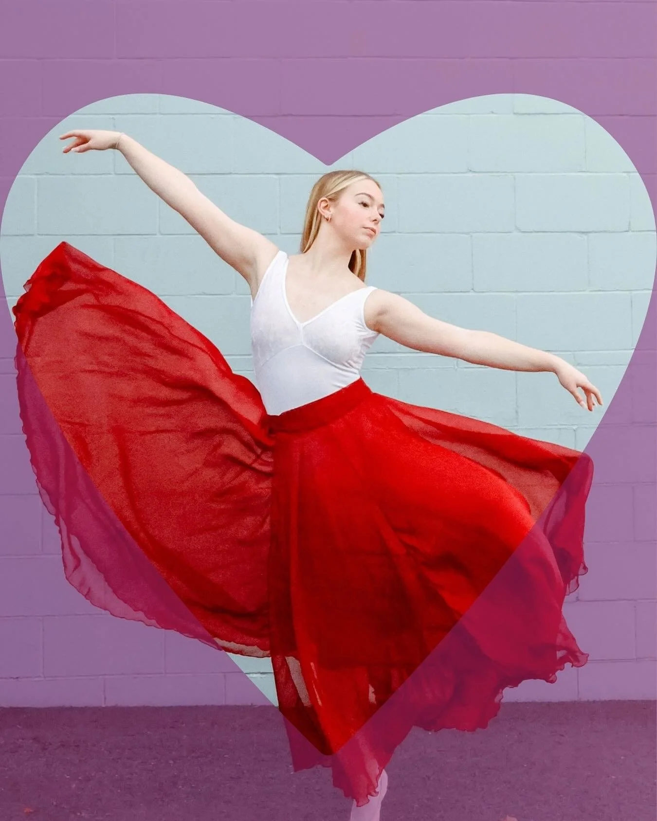 Happy Valentine&rsquo;s Day from ASB to you ❤️!
We hope you spent today spreading and receiving love! 

#valentinesday #dancephoto #balletphoto #balletphotography #balletstudio #dancestudio #balletclass #ballettraining #classicalballet #actonma #prep