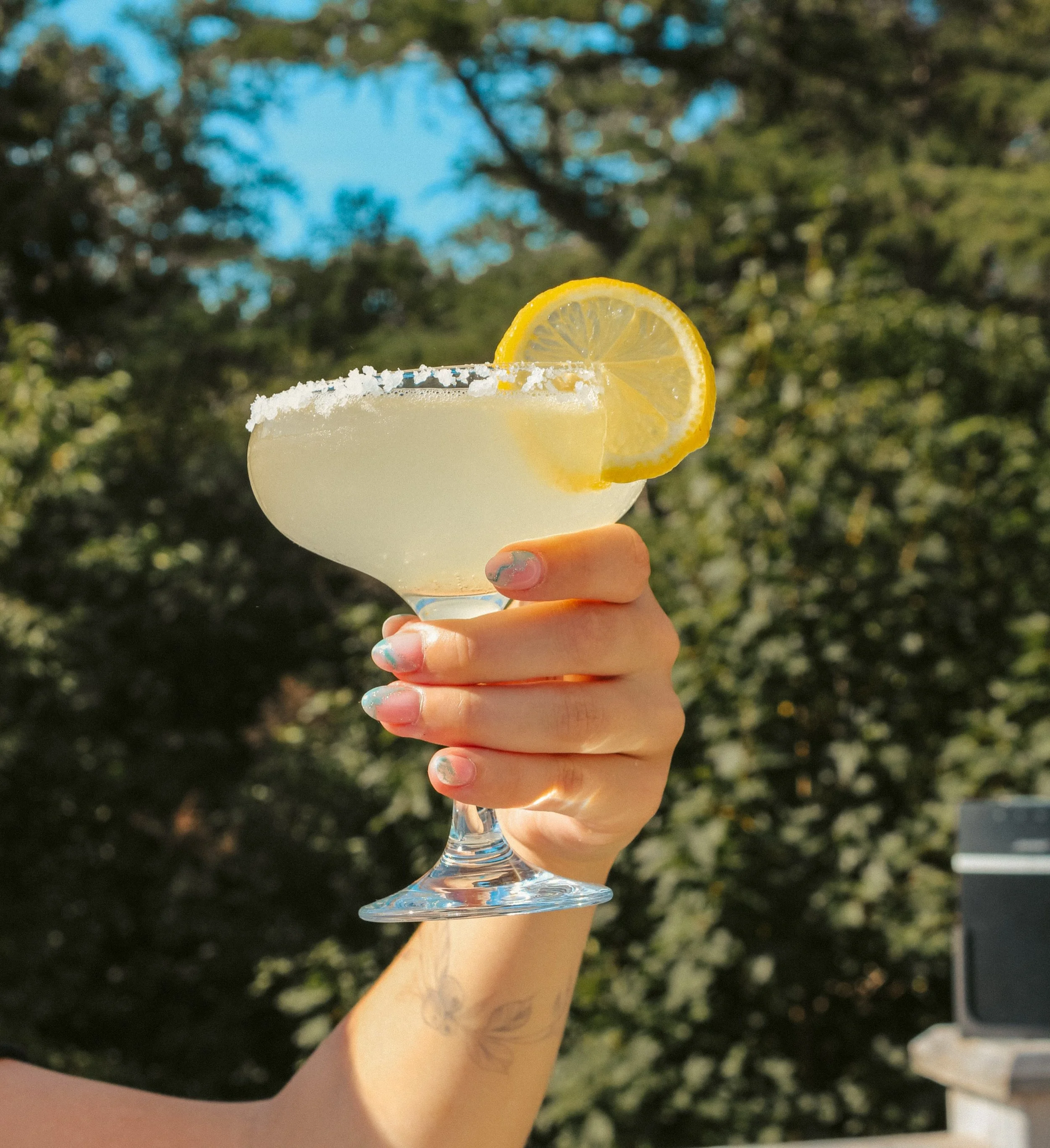 Introducing the Sea Salt Lemon Drop!
🍋
This new cocktail is a twist on the classic lemon drop. To give it proper Landwash vibes, we added sea salt from to match the feel of our fan favourite Brackish.
🙌
This one is now available in the taproom! As 
