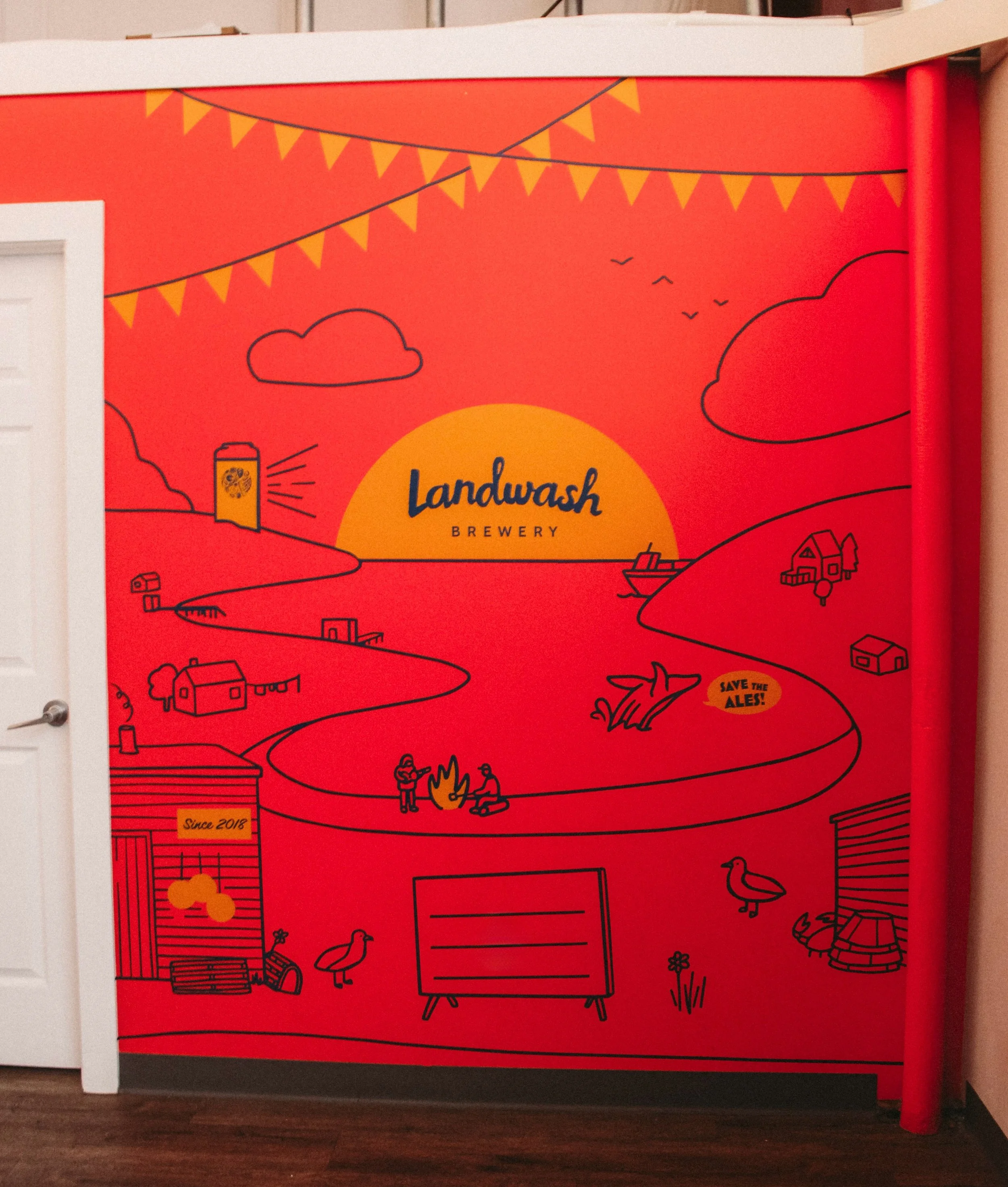 As you know the inside of the our building has gotten quite a few upgrades this year. The latest one is this beautiful new mural located upstairs in The Loft!
🙌
This spectacular artwork is courtesy of @perfectday_ca and features a bunch fun facts th