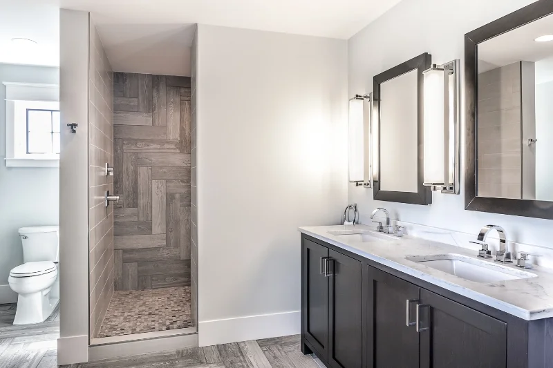 Master-Bathroom_STUDIO THREE BEAU.jpg