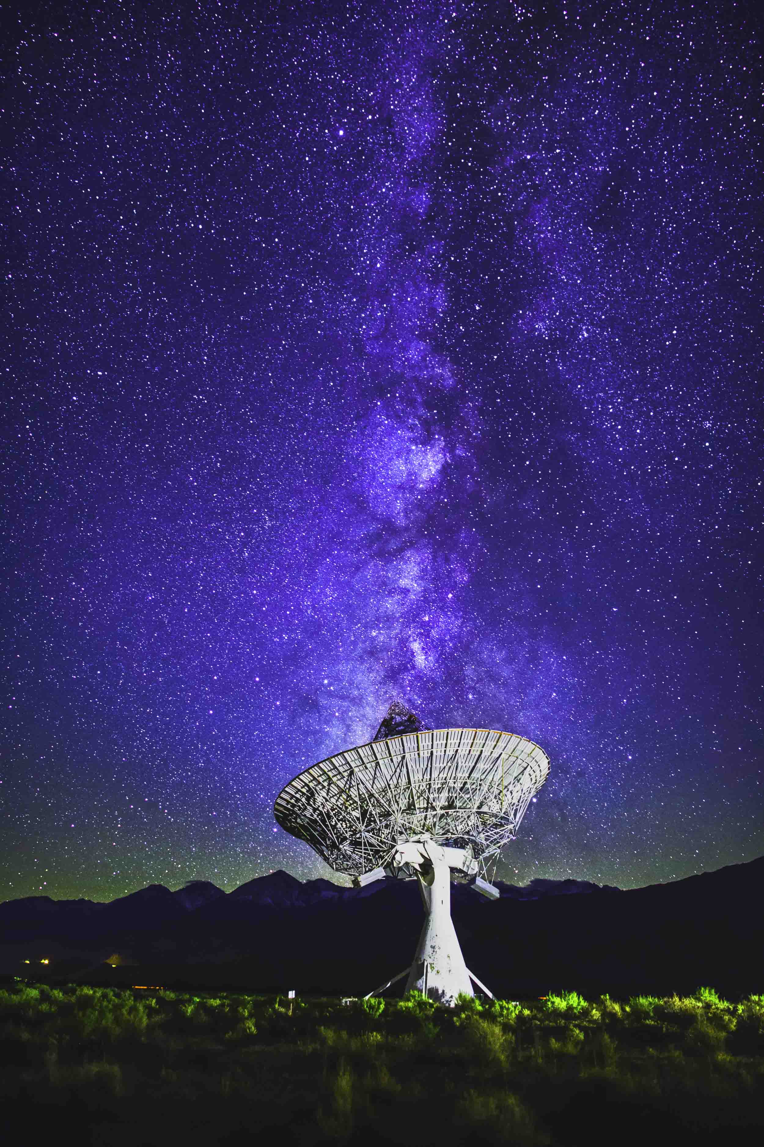 web_radiotelescope_edited_best.jpg