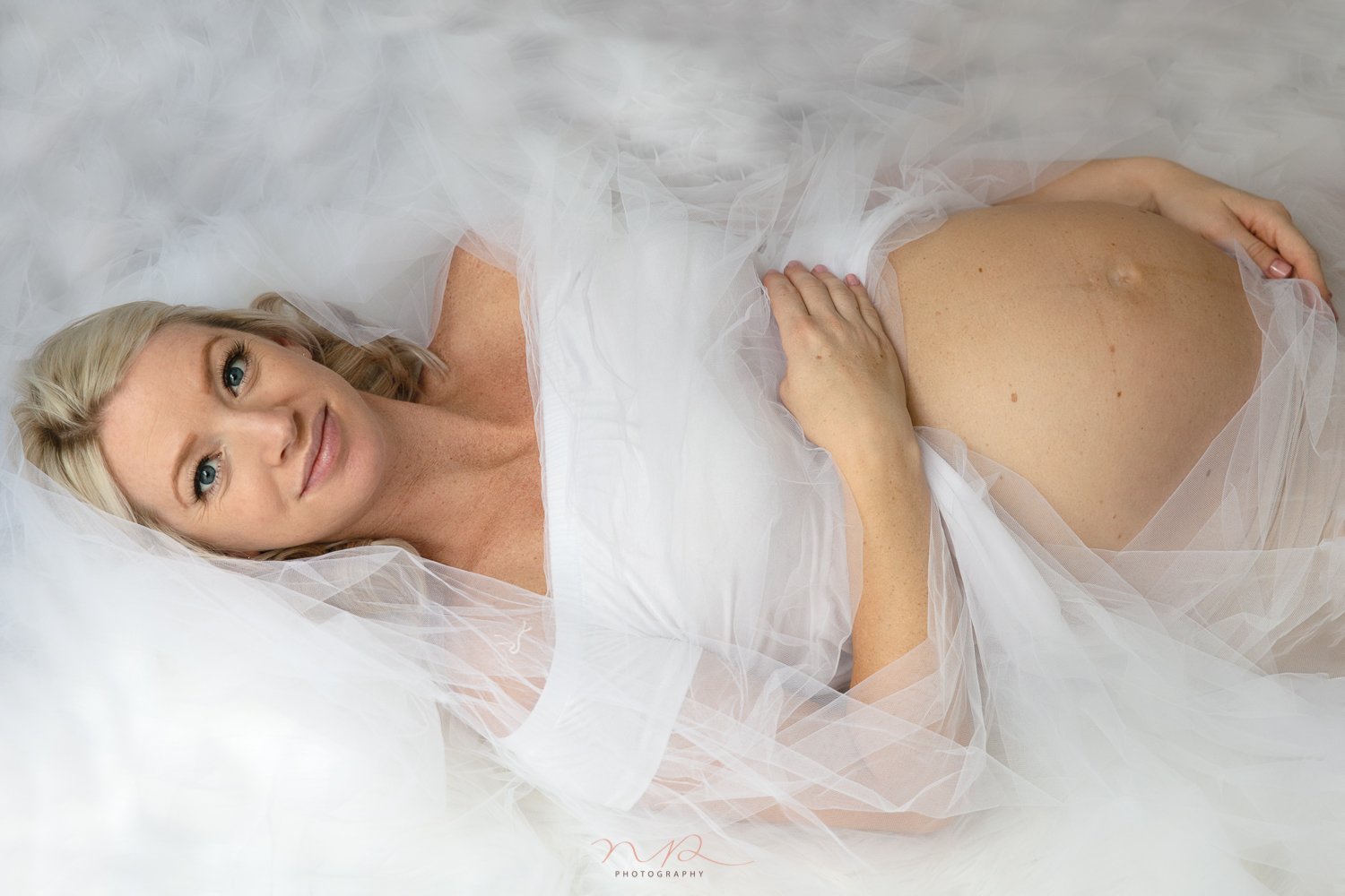 Maternity-Photoshoot-Vaughan-Woodbridge-NP-Photography