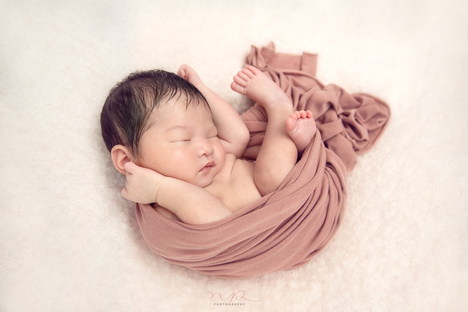 Vaughan-Woodbrige-Newborn-Baby-NP-Photogrphy