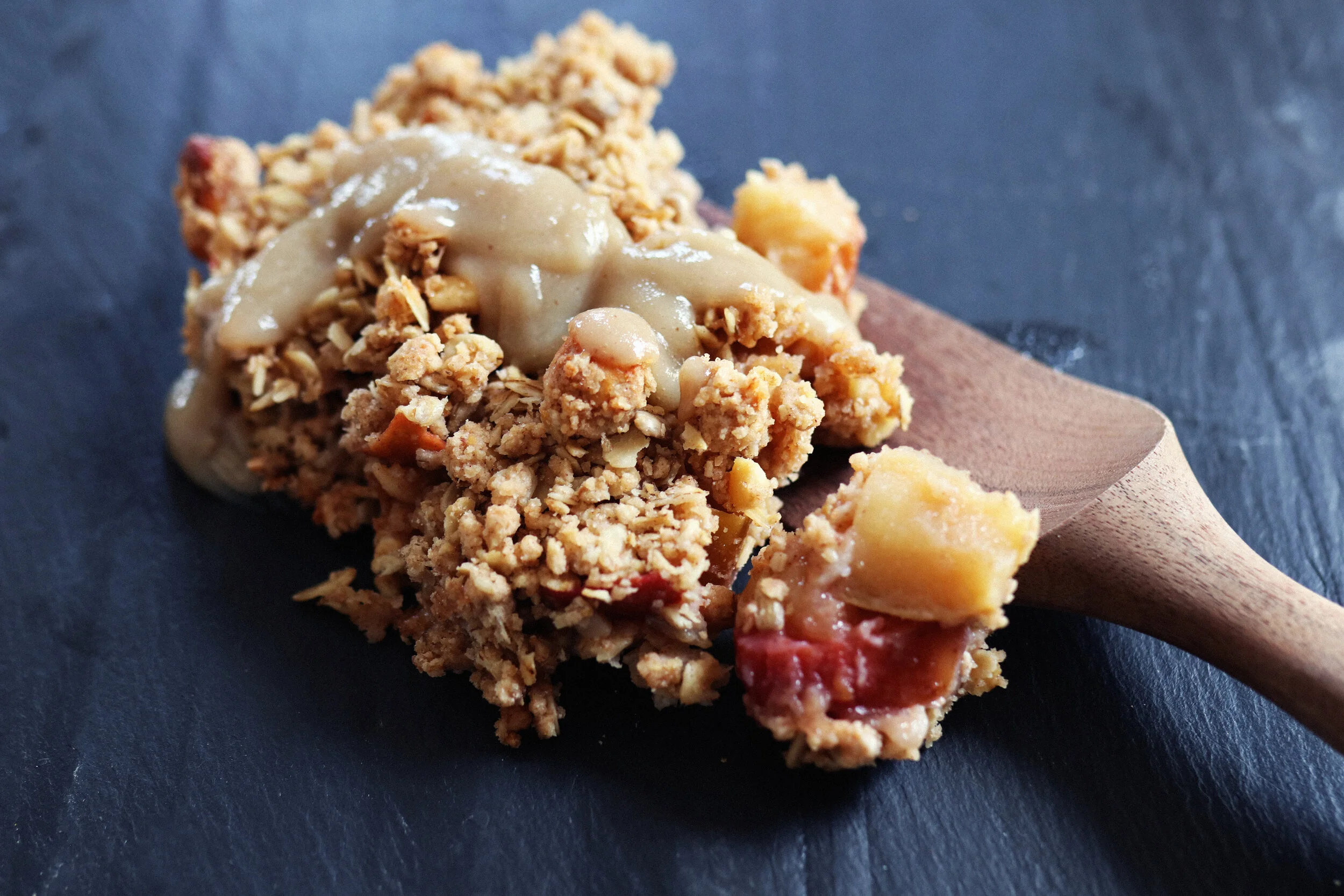 AWESOME APPLE CRUMBLE