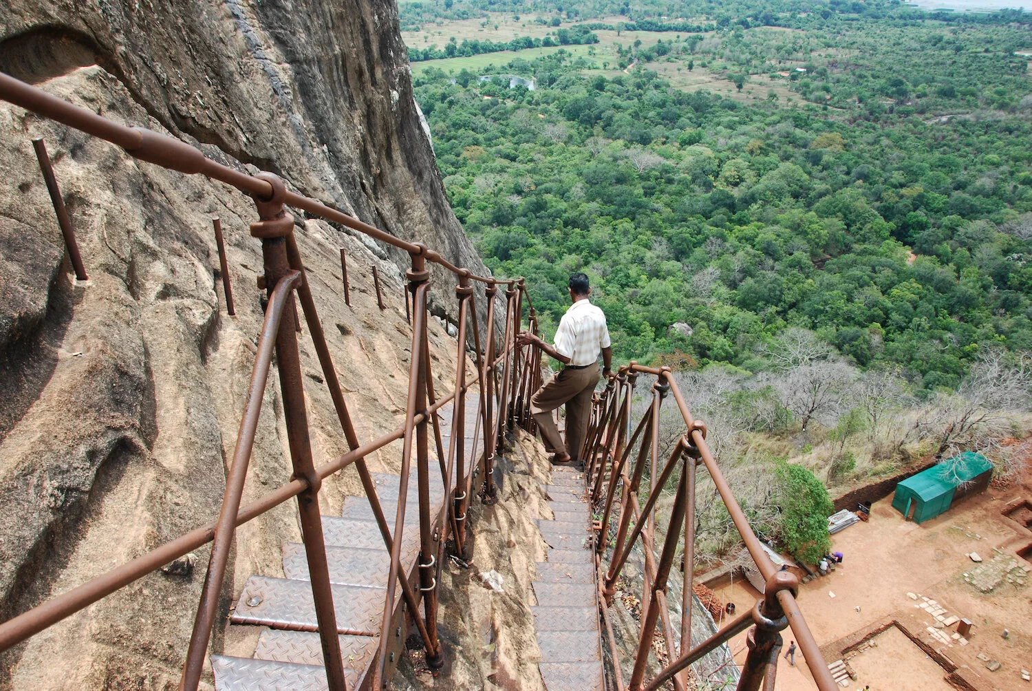 DSC_9071lum copy.jpeg