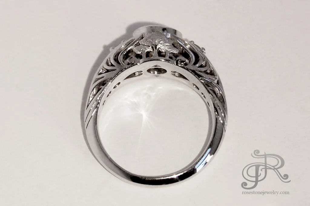 forest-ring-under-view.jpg