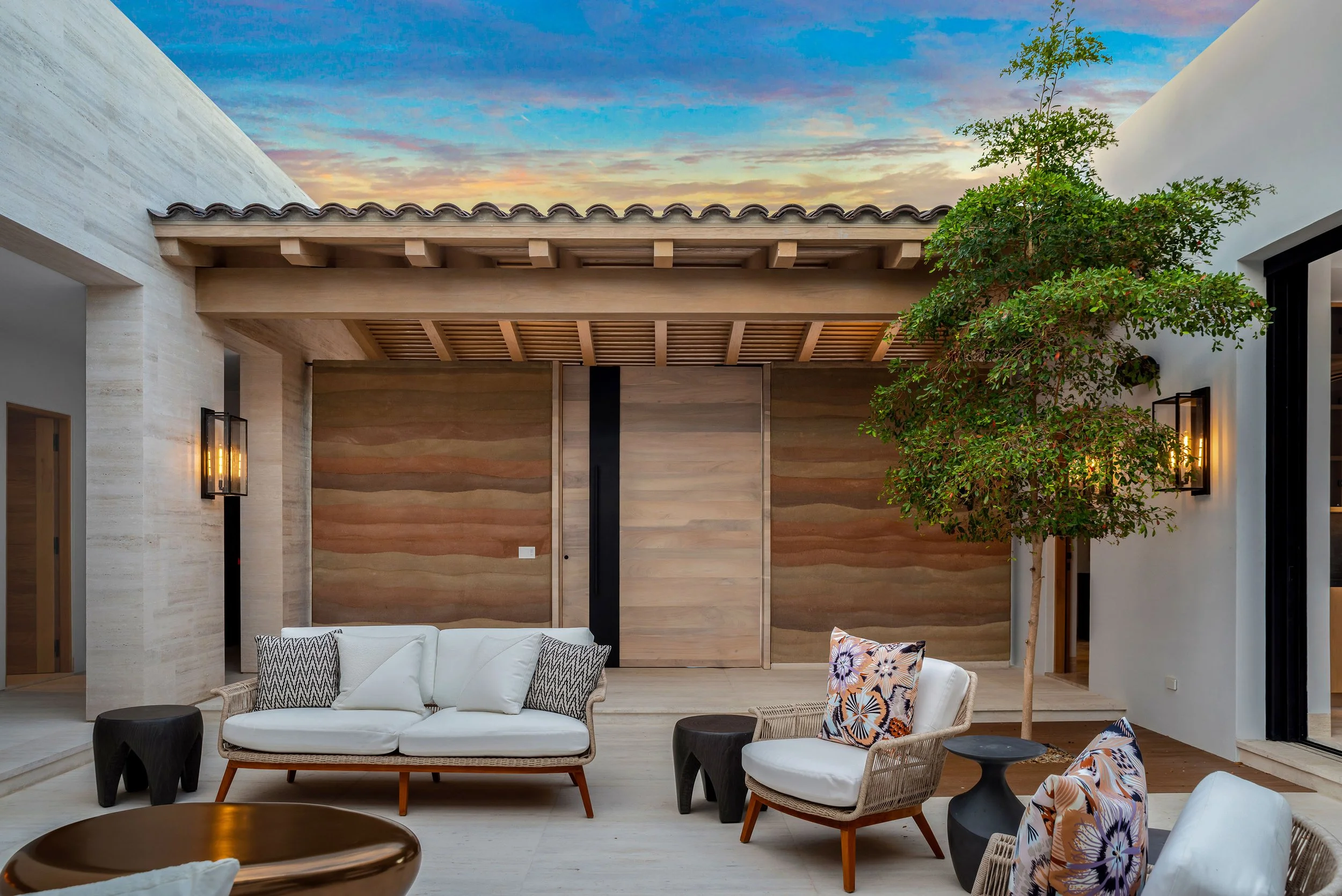 PATIO49.jpg
