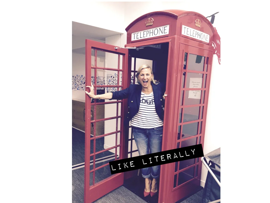 Di phone booth 1.001.jpeg