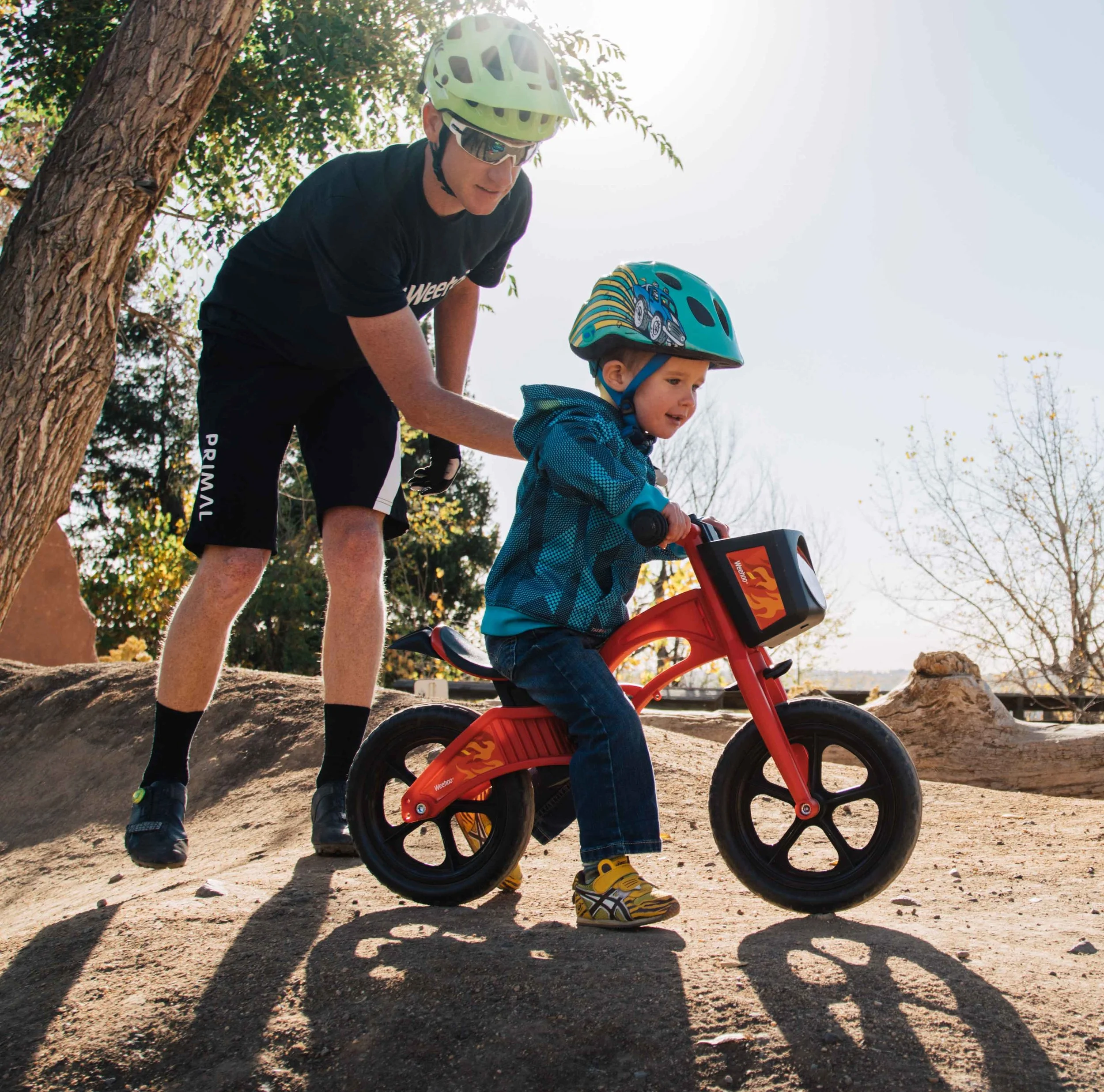 ルノー　ウッドバイクWoody Trainee Bike Ruby Red Amazon.co.jp: RENAULT(ルノー) ウッディトレーニーバイク レッド 木製