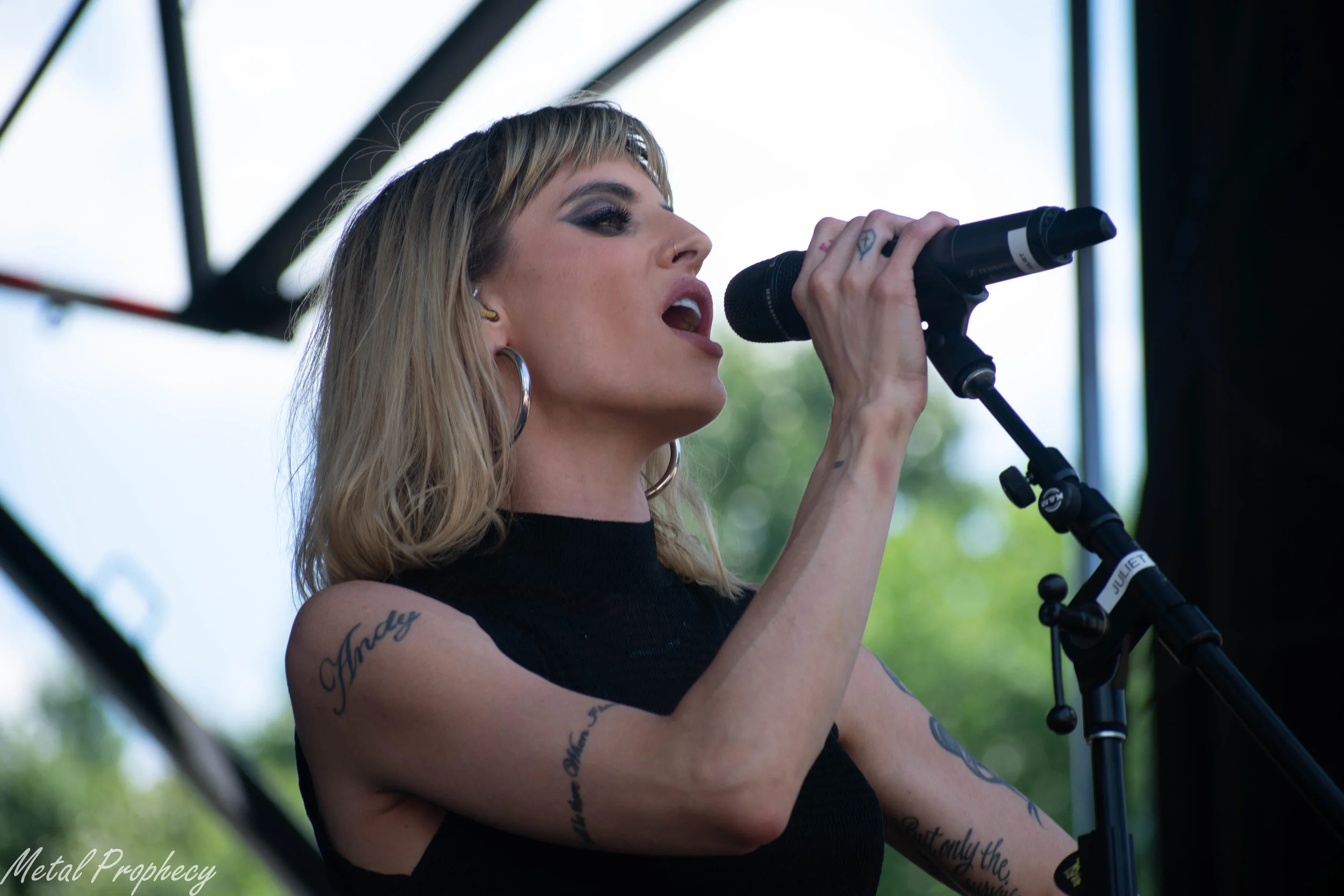 Juliet Simms at Rockstar Energy Disrupt Festival