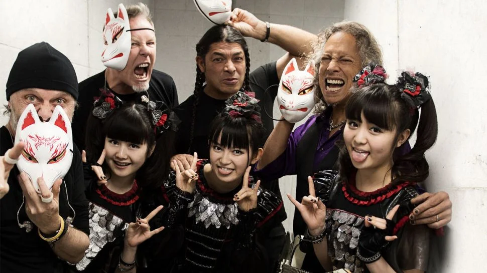 Babymetal and Metallica Photo by Ross Halfin ( https://www.rosshalfin.com/ )
