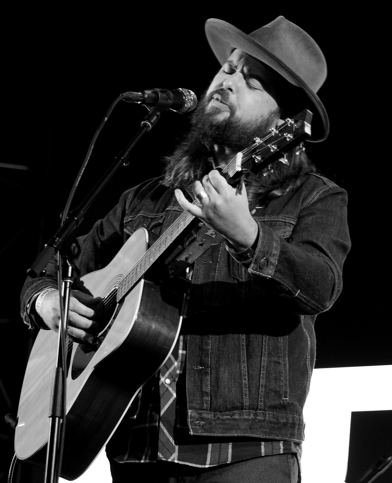 Caleb Caudle (2).JPG