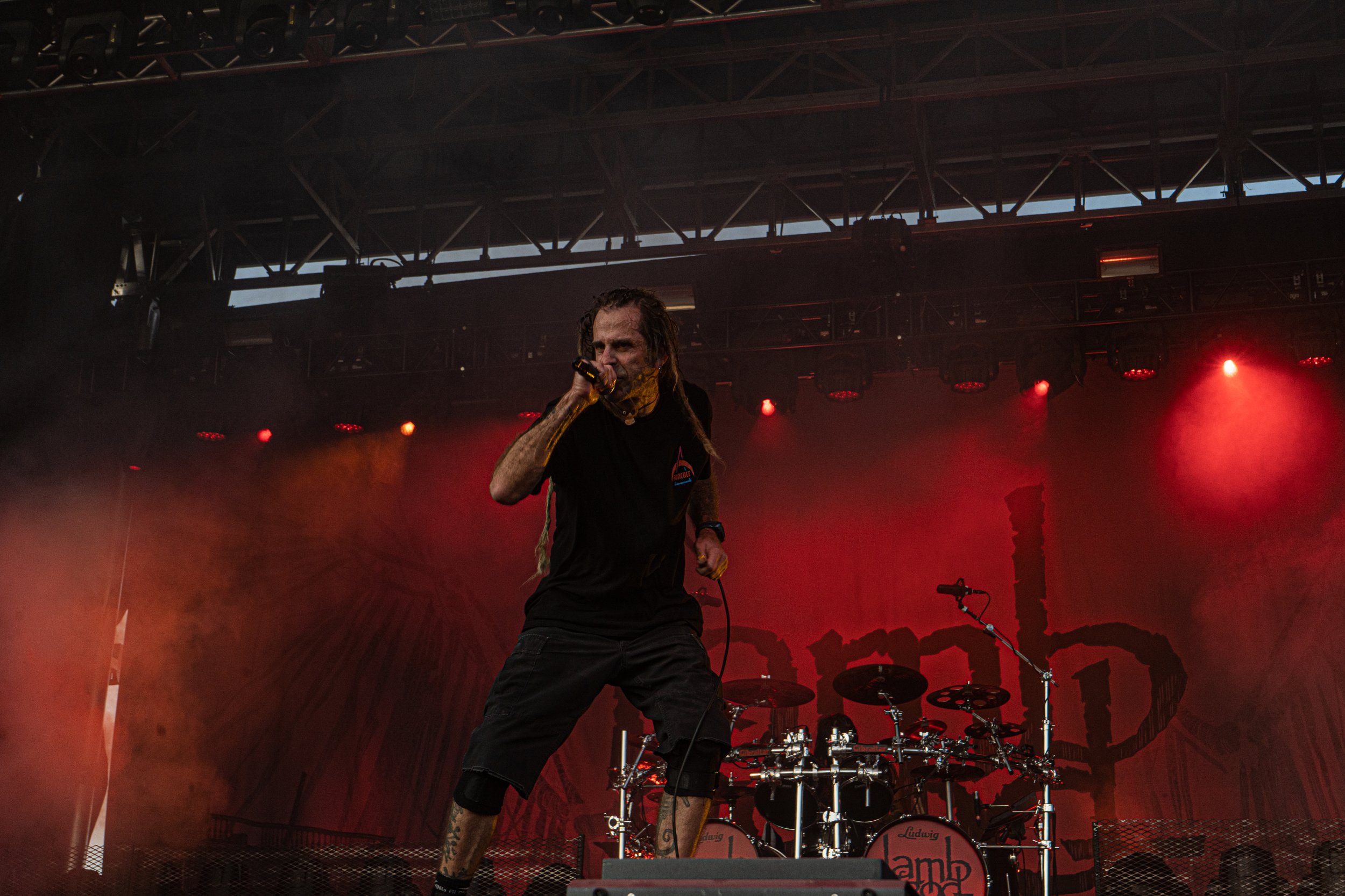 Lamb of God-88.jpg