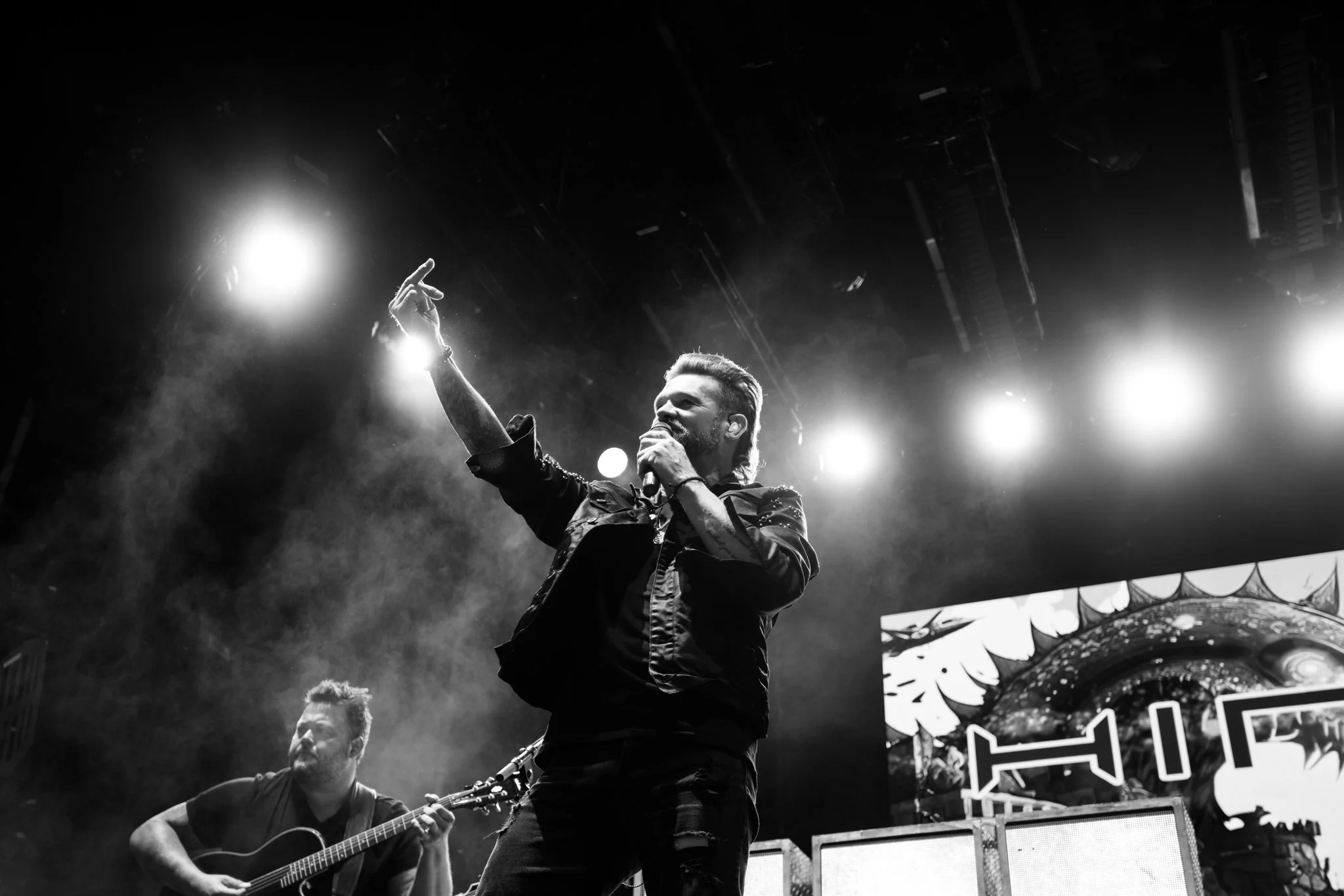 Hinder