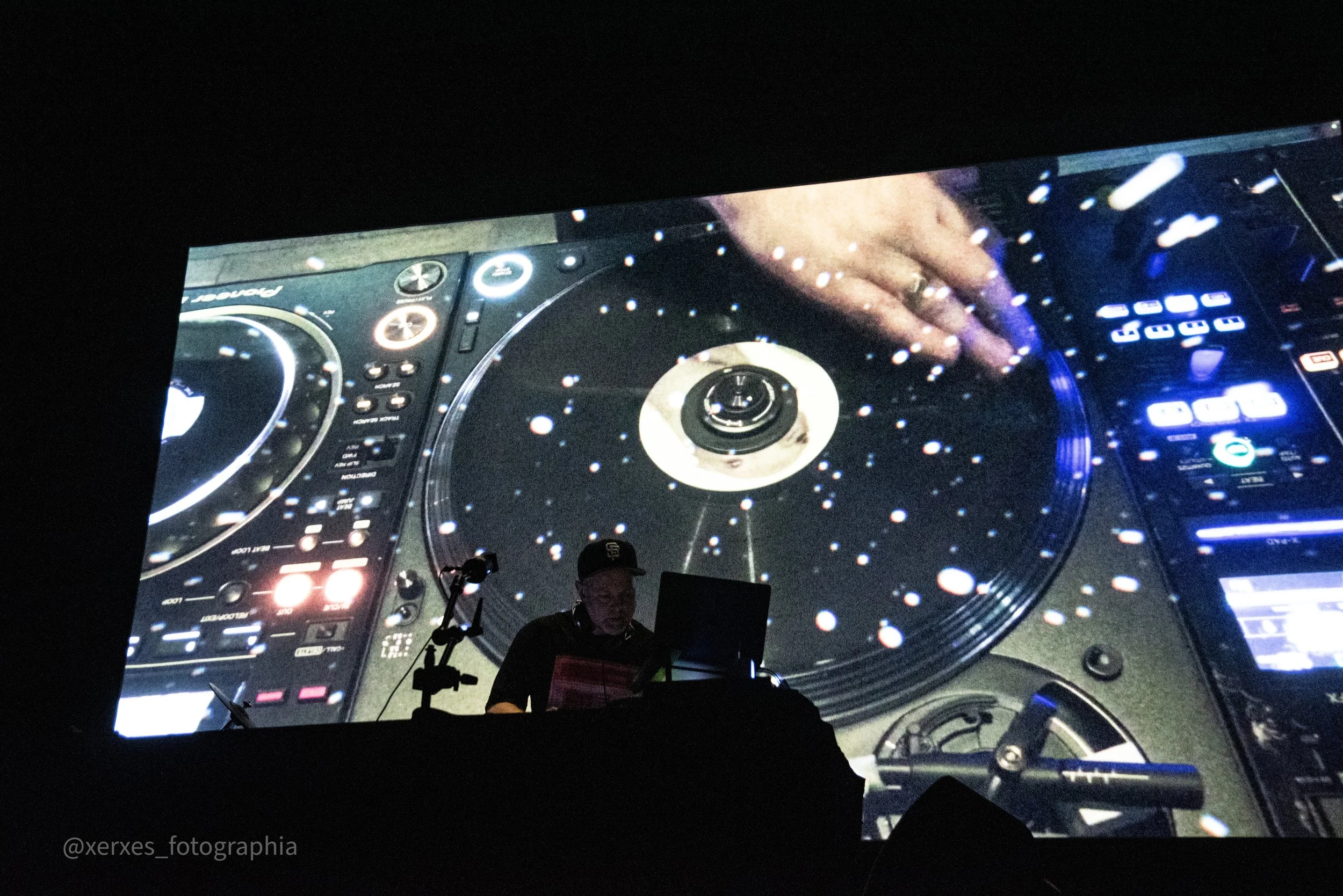 DJ Shadow