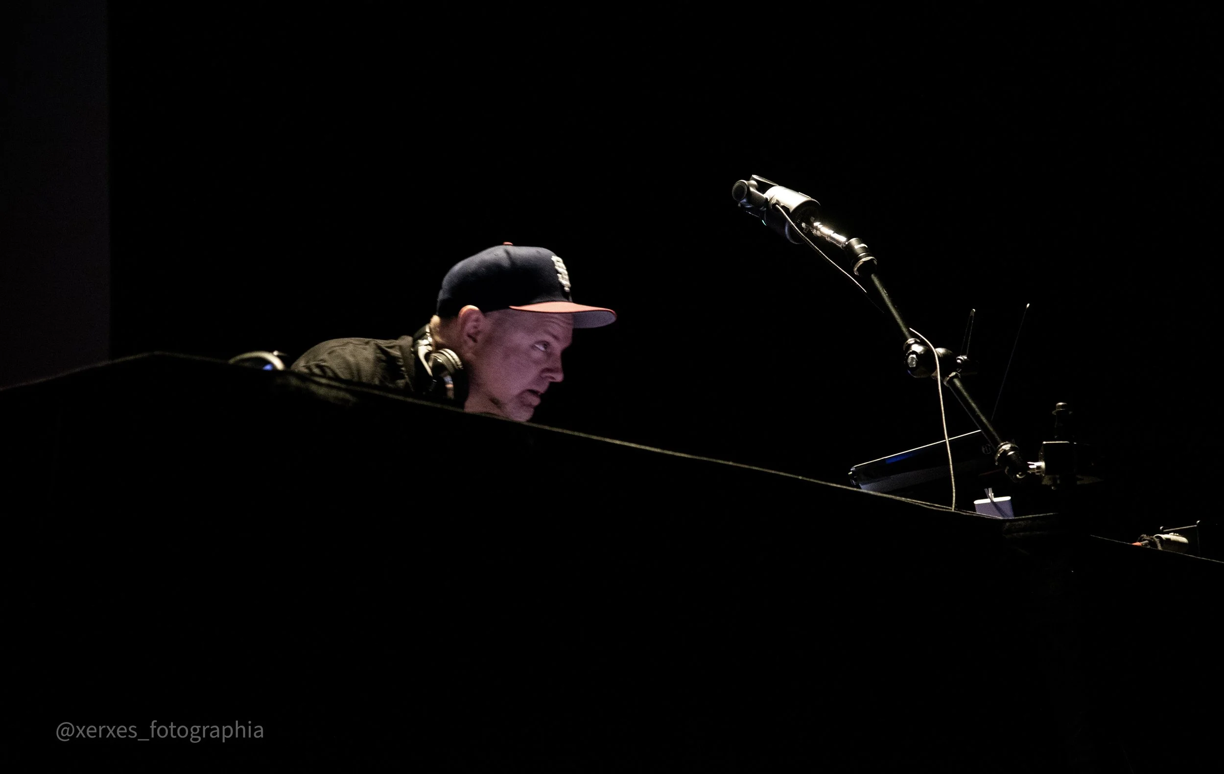 DJ Shadow
