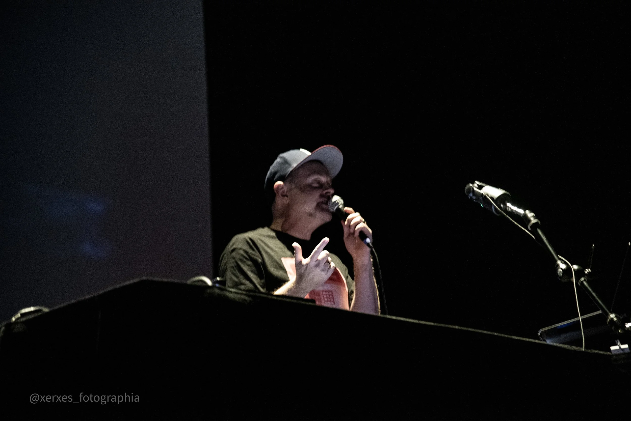 DJ Shadow