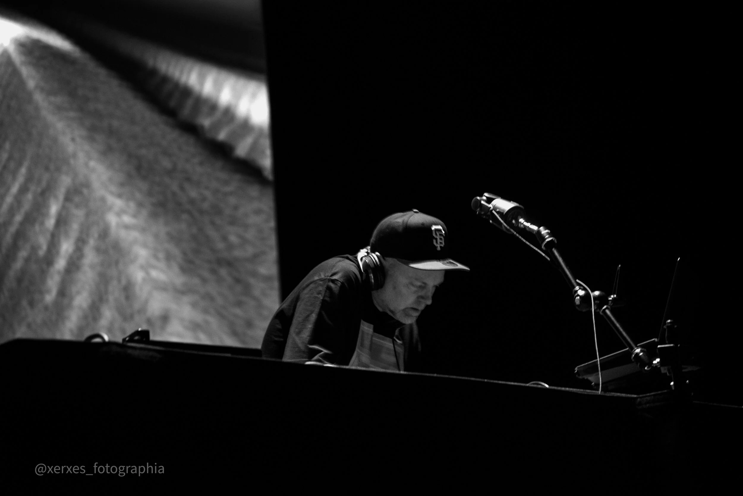 DJ Shadow