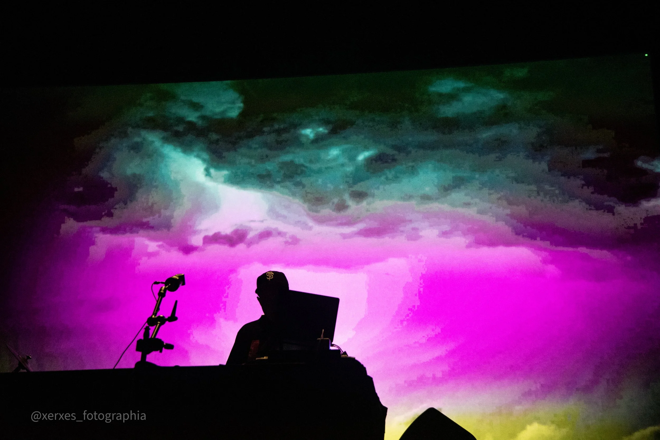 DJ Shadow