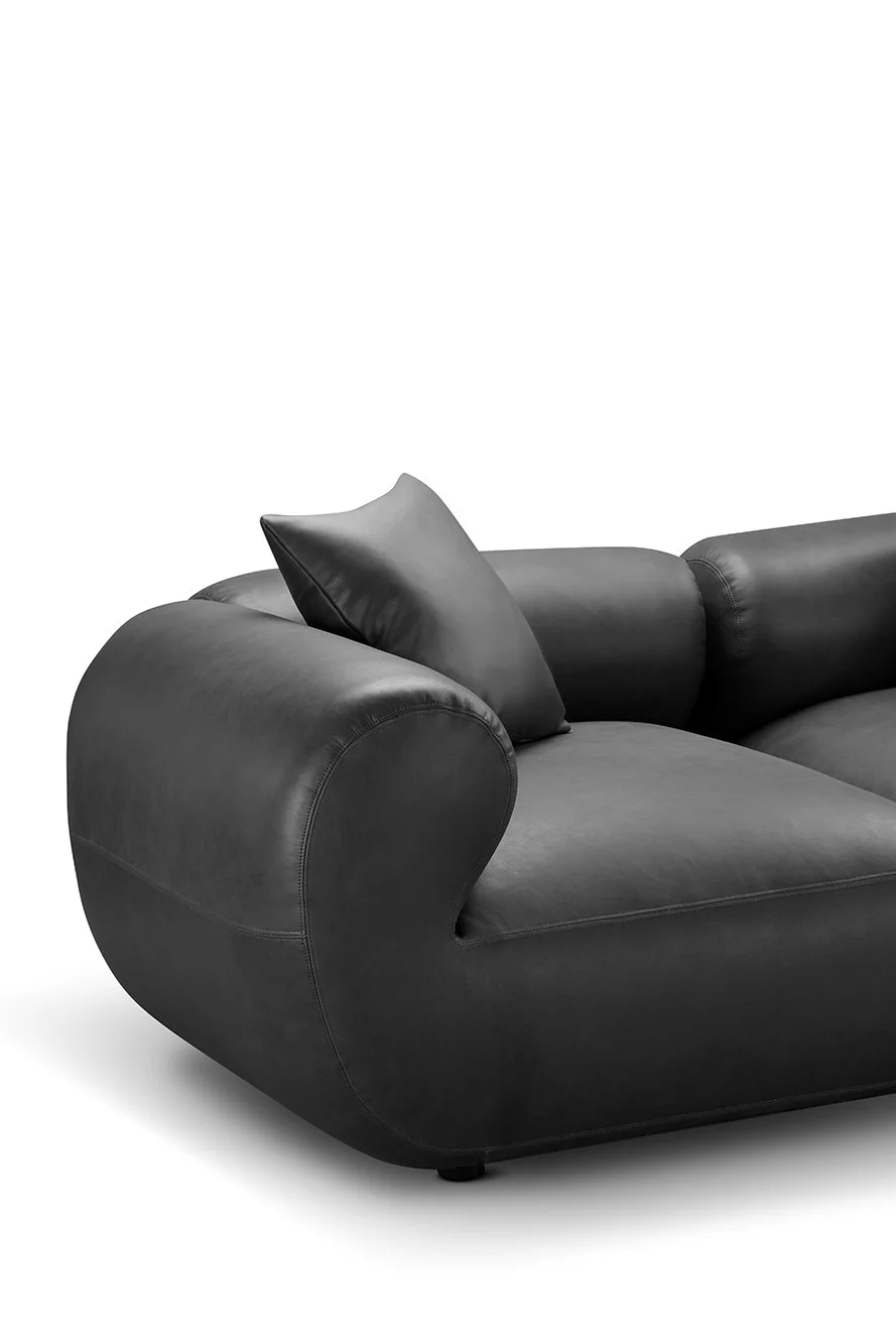 Mura Sofa Detail.jpg (Copy)