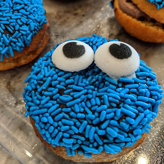 Check out our newest creation. The Cookie Monster, filled with our homemade chocolate buttercream and chocolate chips. Available today!
&bull;
&bull;
&bull;
#donuts #donutsofinstagram #cheatday #cheatdayeats #bergencountyeats #njeats #njfood #northje