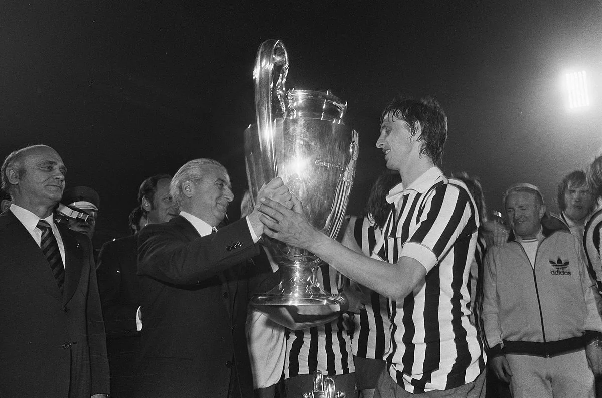 Ajax_1_-_0_Juventus_1972-1973.jpg