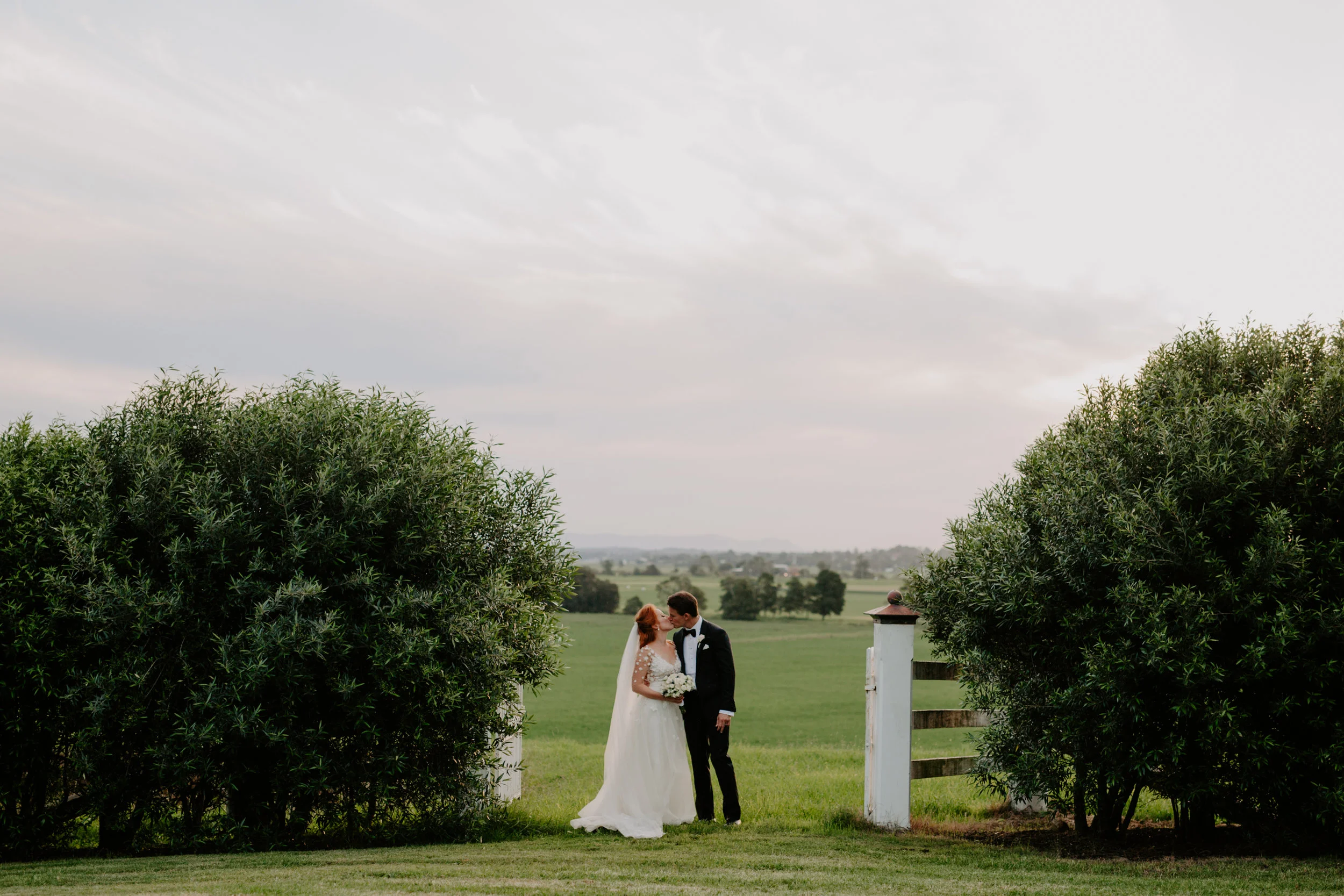 BonnieAlex_AverieCole_TowardsTheMoonWedding-93.jpg