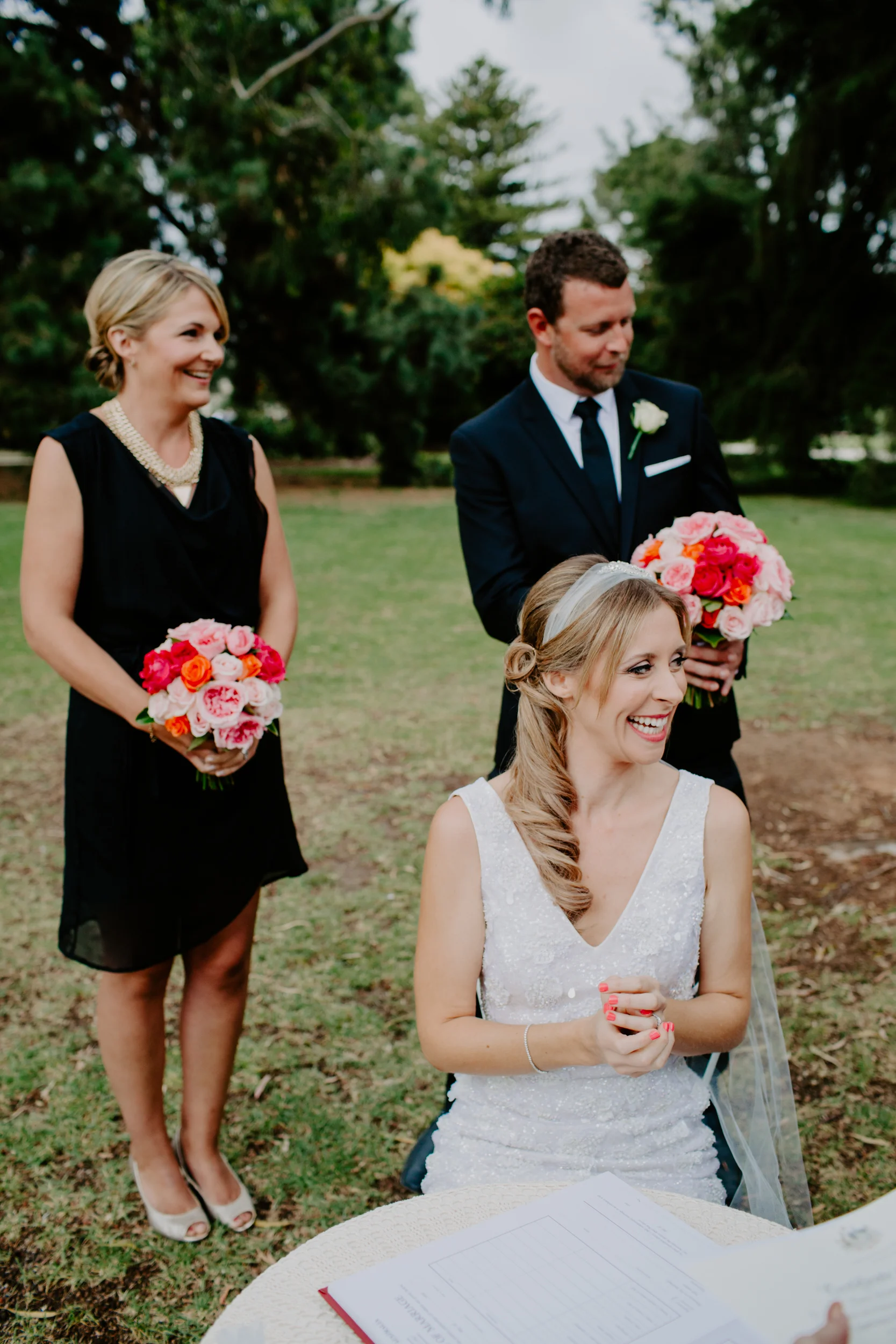 KryshlaPeter_AverieCole_TowardsTheMoonWedding-35.jpg