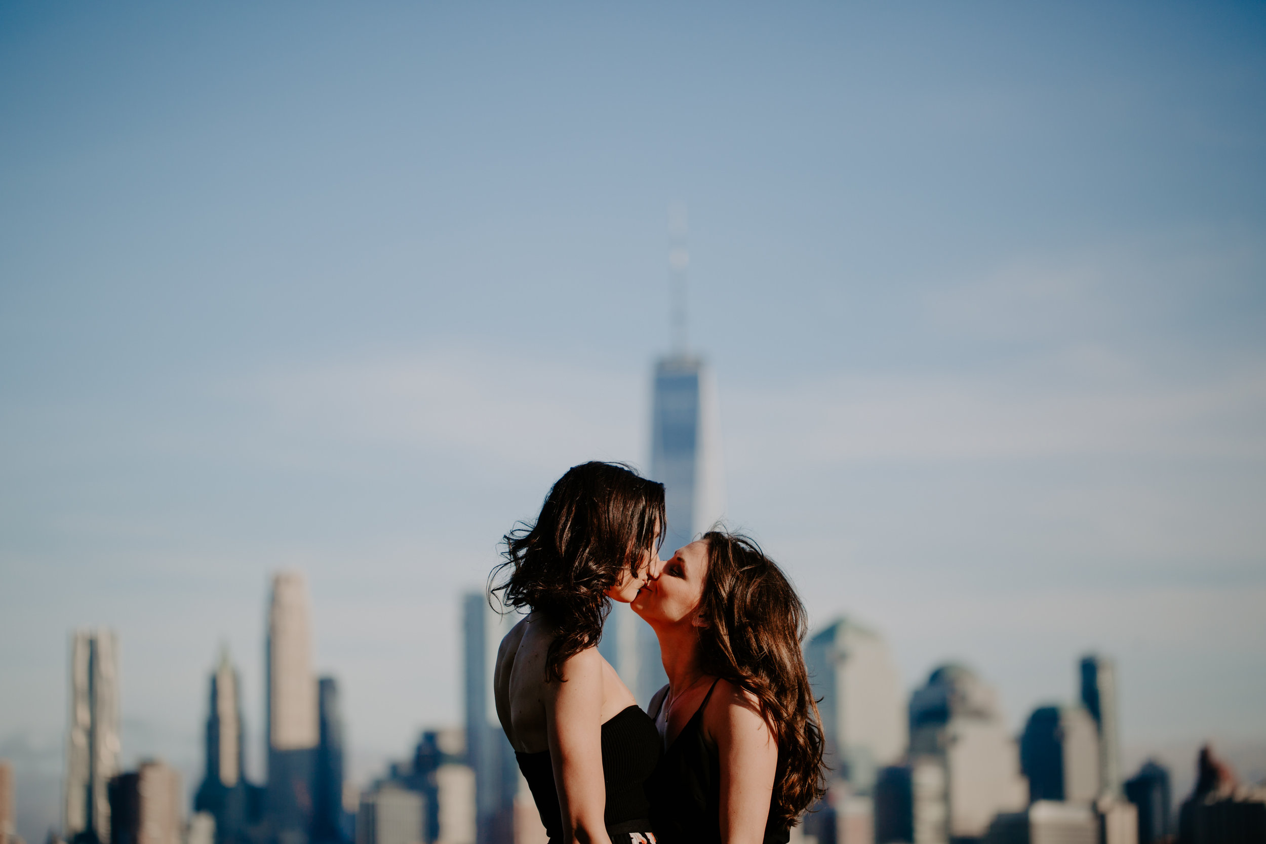 AlyssaChelsey_Hoboken_Engagement_TowardsTheMoon-24.jpg