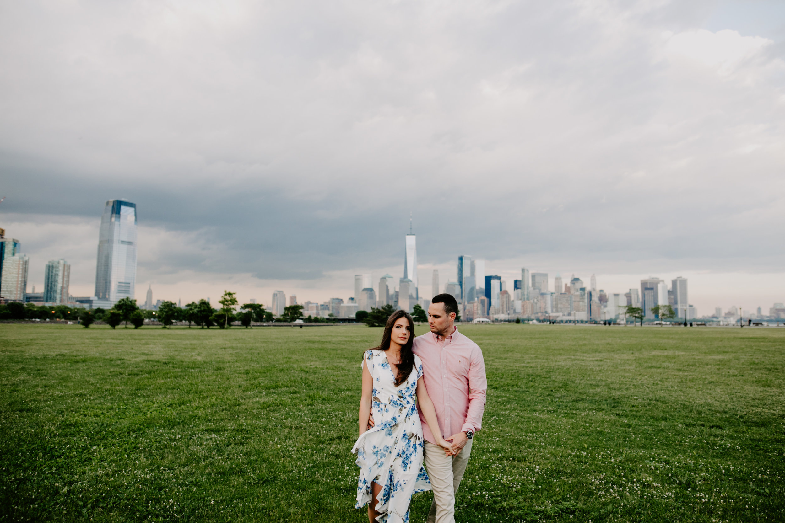 JaekeScott_JerseyCity_LibertyStatePark_Engagement_TowardsTheMoon-33.jpg