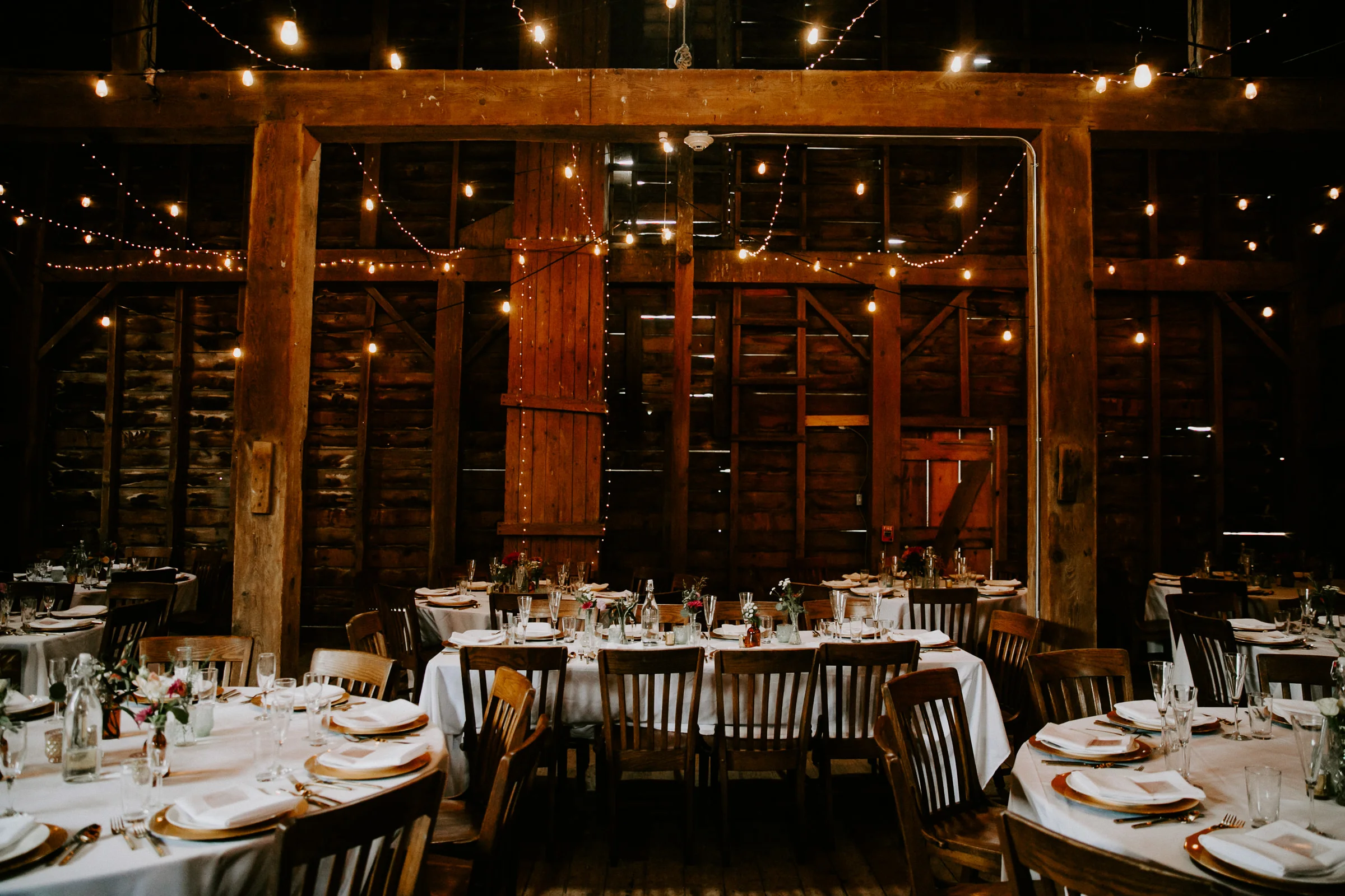 WmHBuckleyFarmWedding_AlyssaChelsey_blogstyling-35.jpg