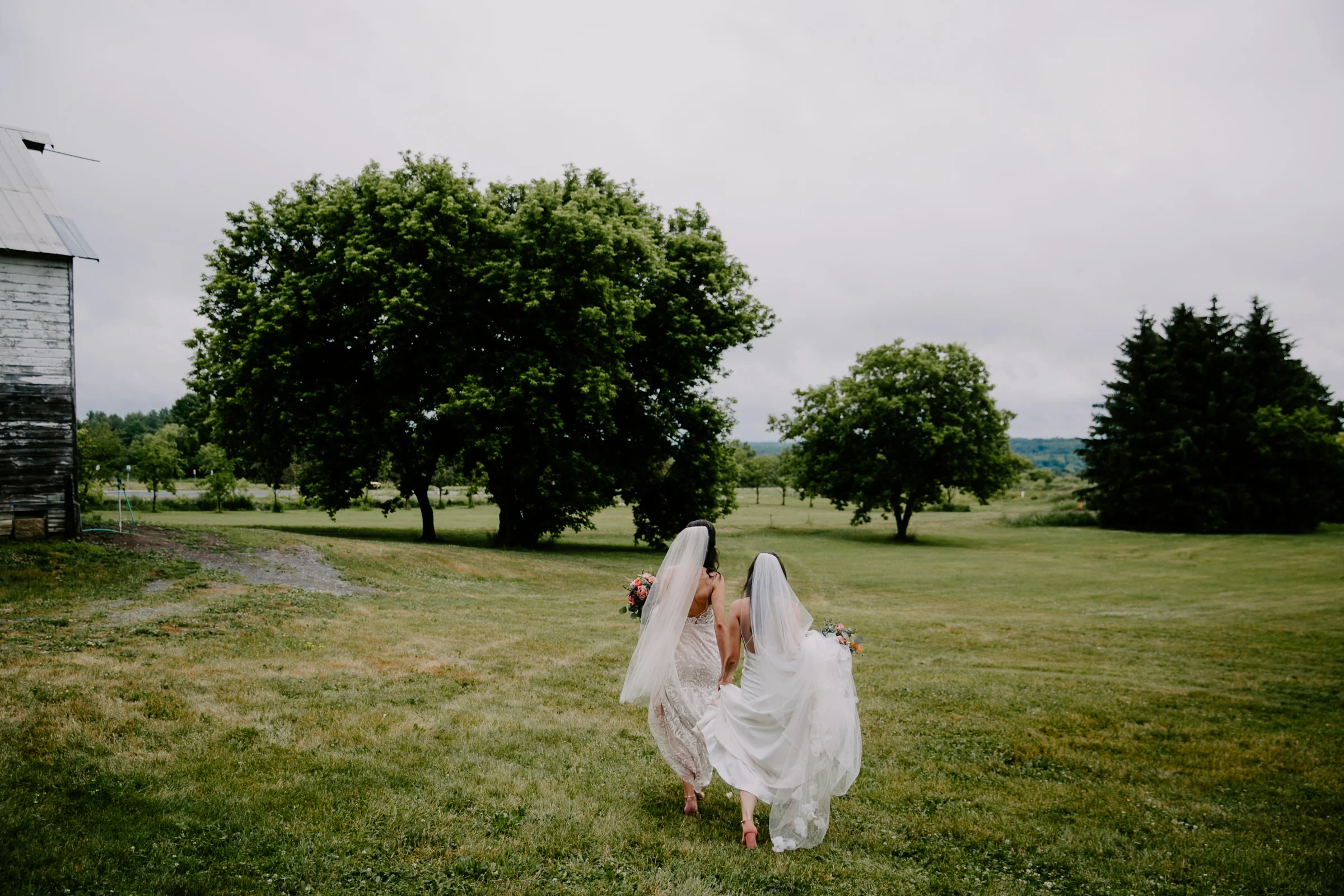 WmHBuckleyFarmWedding_AlyssaChelsey_blogstyling-59.jpg