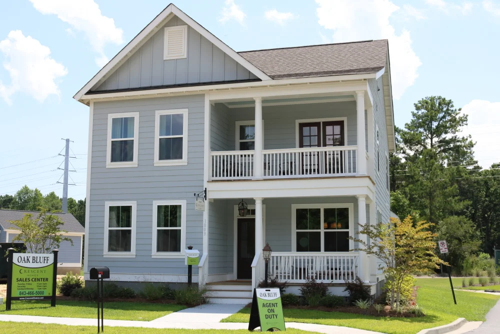 "Humpday" House Tour