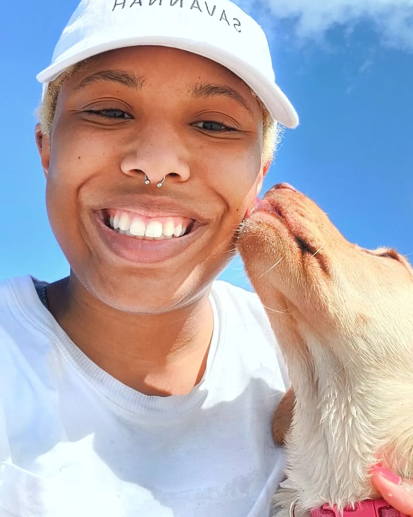 Happy Accident: Deana and Mango 🥭