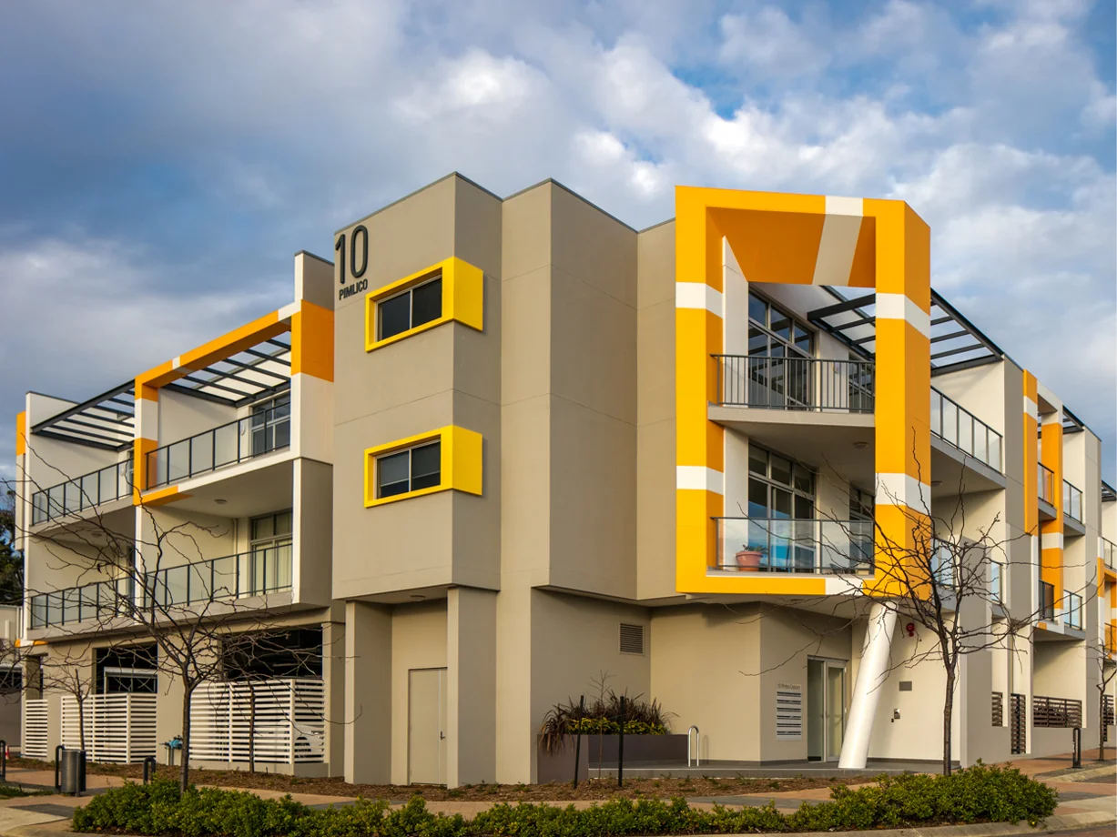 Exterior 1.jpg