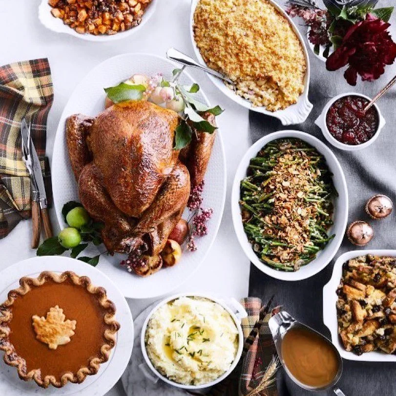 thanksgiving food table.jpg