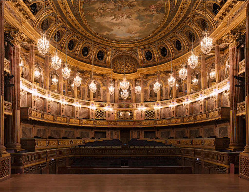opera versailles.jpg