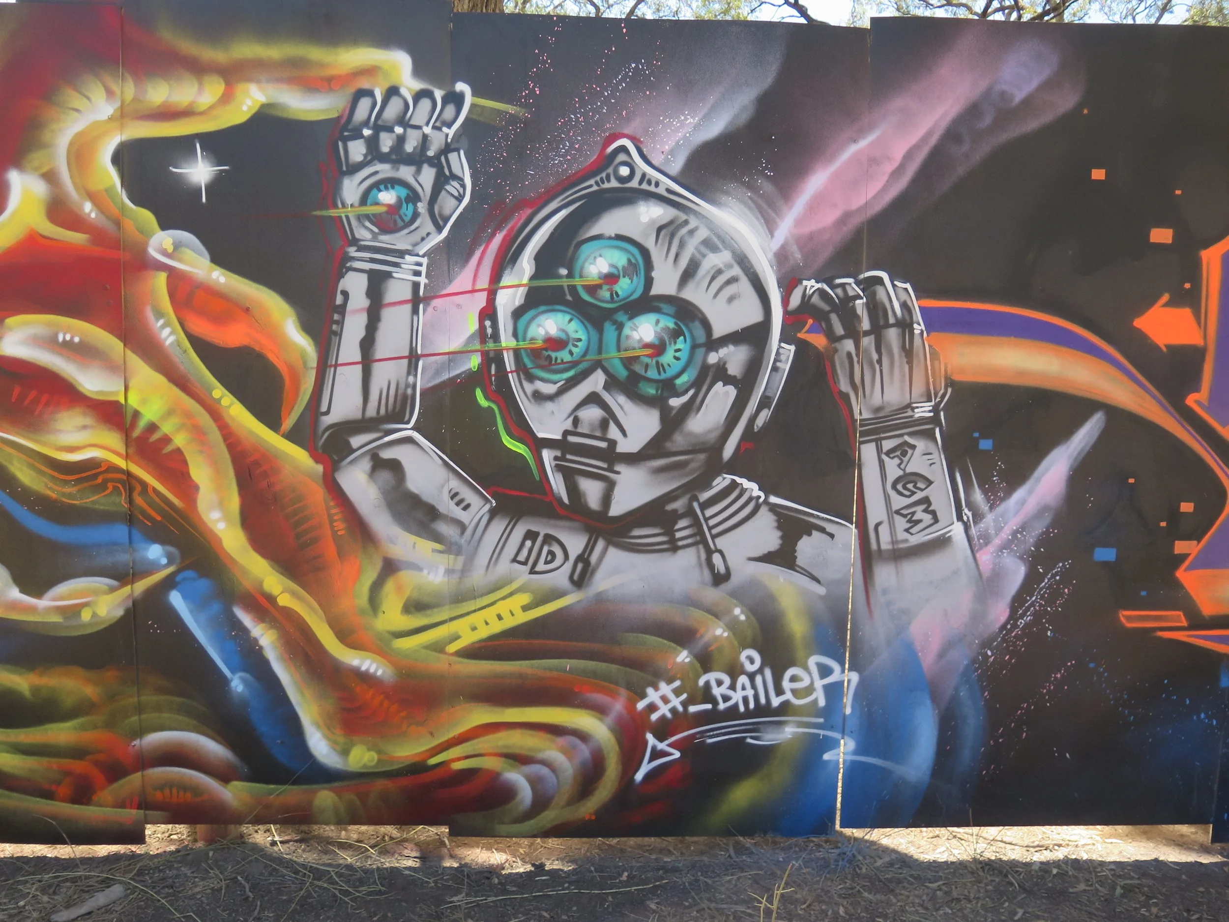 Bailer_MelbourneGraffitiArtist_MuralArt_Walls_EventsandFestivals_Matreiya_Graffiti_CloseUP_Deathstar1.JPG