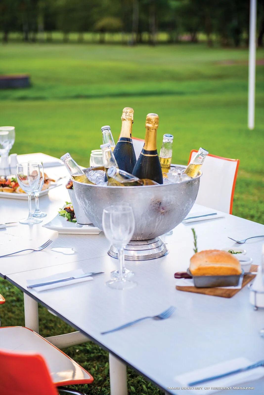 CADDIES-function-champagne.jpg