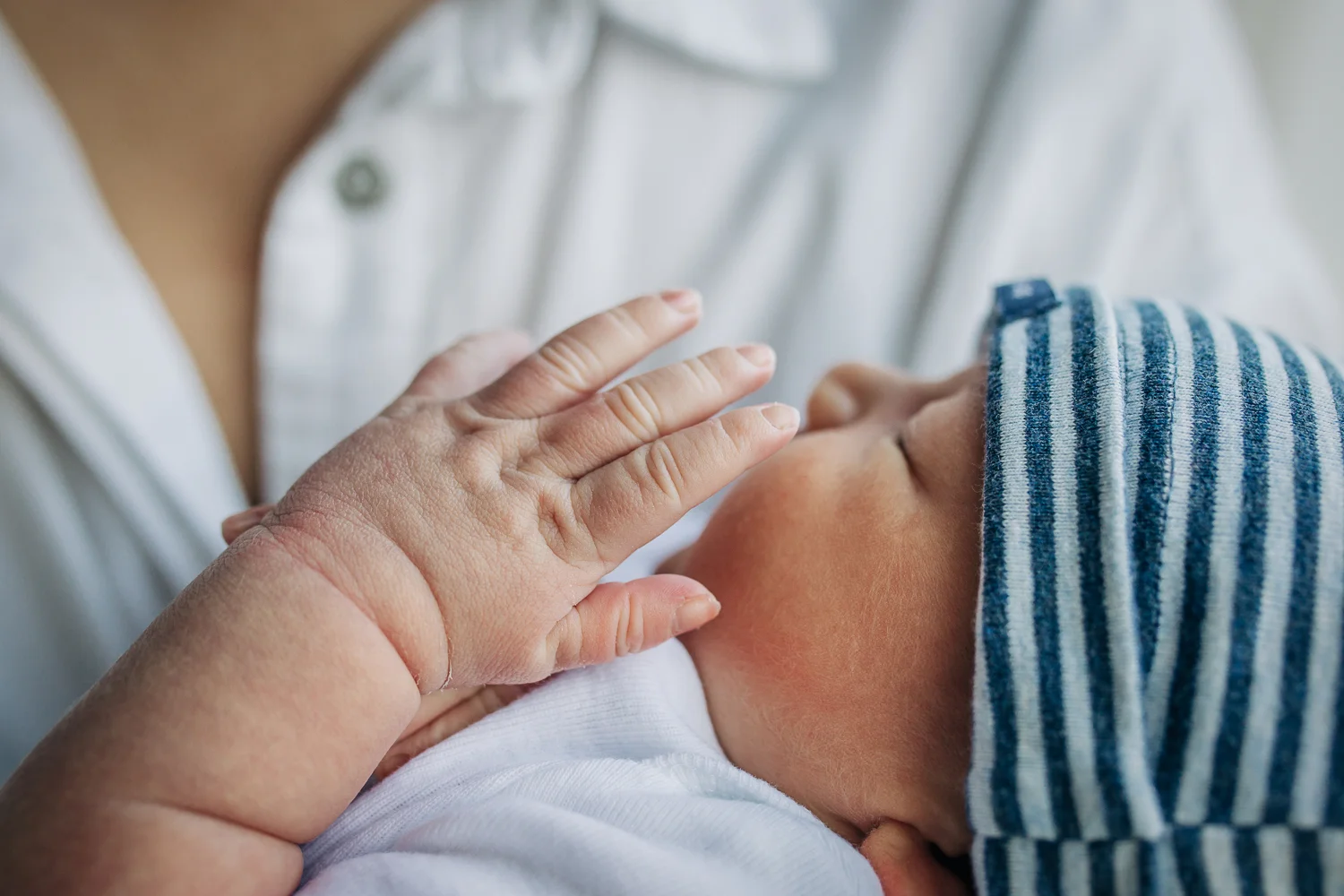 newbornhand.jpg
