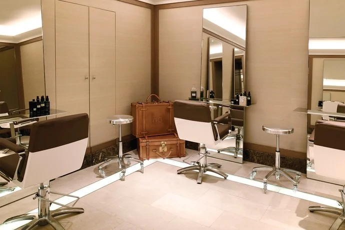 The David Mallett salon at the Ritz, Paris. Photo courtesy of David Mallett salon.