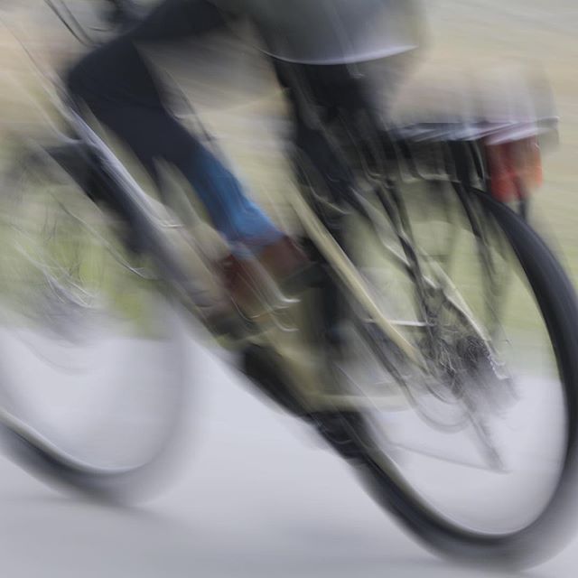 E-bike at speed, or just a really bad image.@fishbikenapier a good selection of e-bikes to rent. #ebikes #ebikerentals