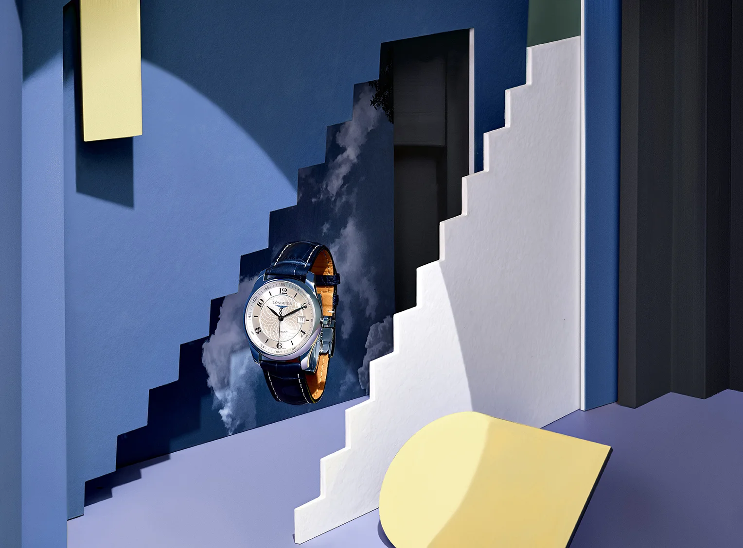 kathrineh_Longines_M_032_rd_01_small.jpg