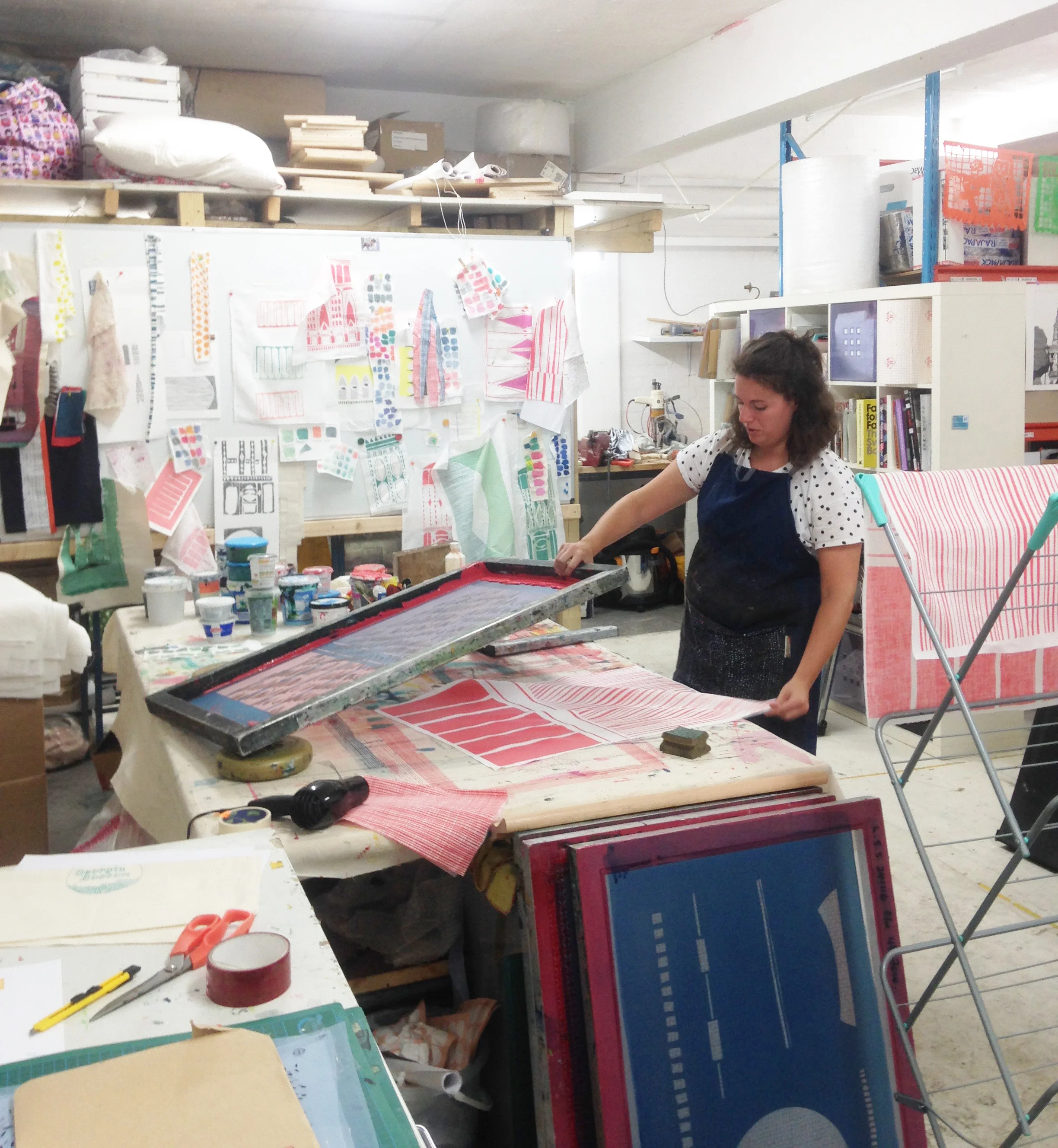 I think this image says it all really, i am incredibly messy when I am in the moment and working on an idea (and all the other times too if I’m honest). I take up a lot of space and am eternally grateful for the patience of the people that I share my studio with.